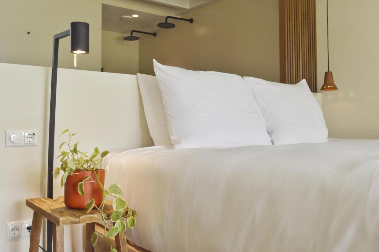 Van Heeckeren Apartments & Suites Nes Nes  Eksteriør bilde